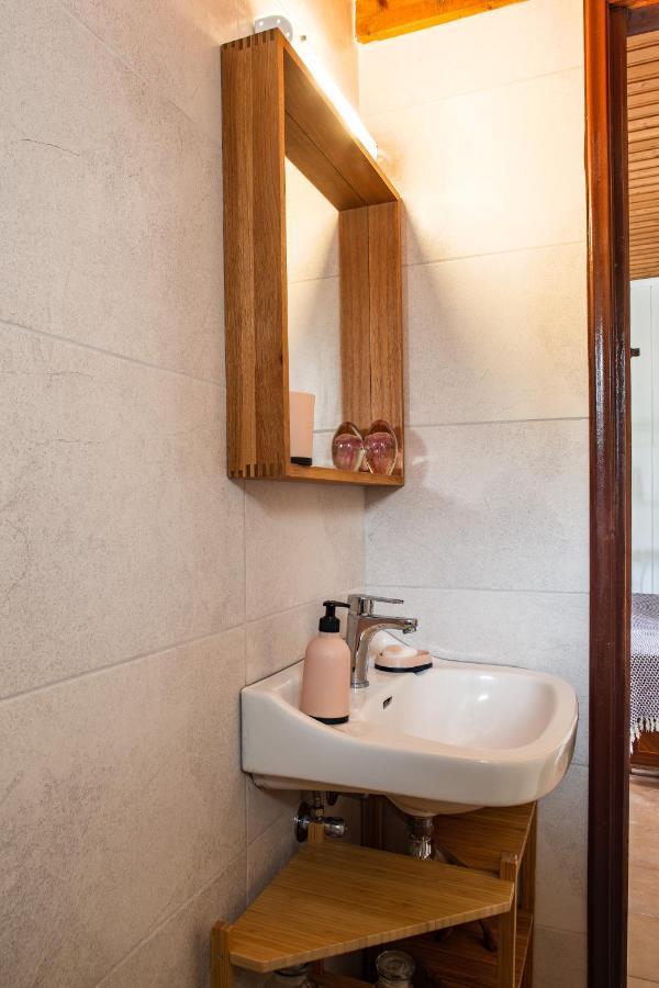 Alice House Apartment Porto Heli Bagian luar foto