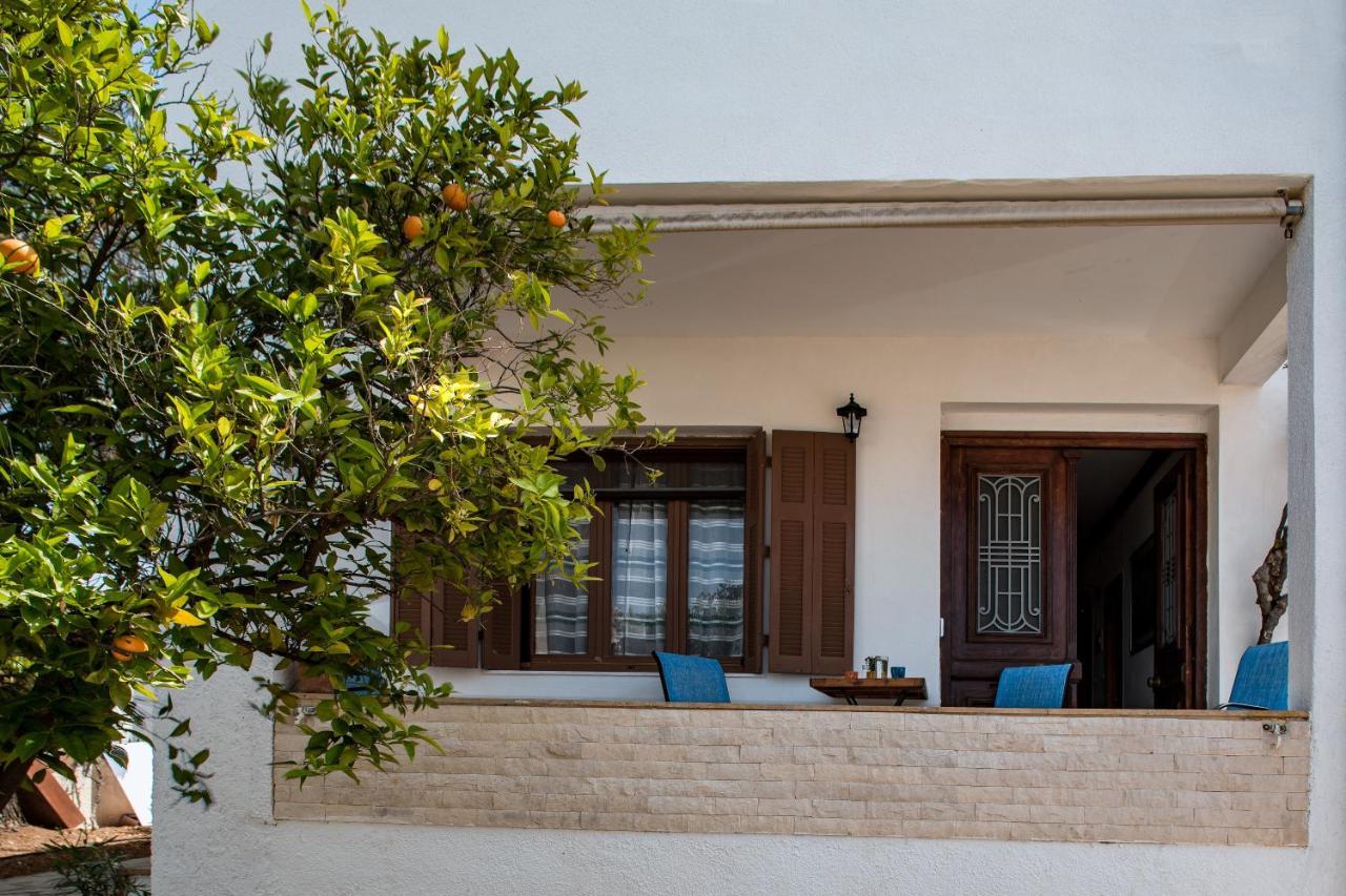 Alice House Apartment Porto Heli Bagian luar foto