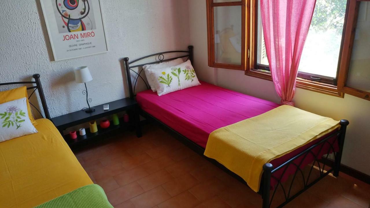 Alice House Apartment Porto Heli Bagian luar foto
