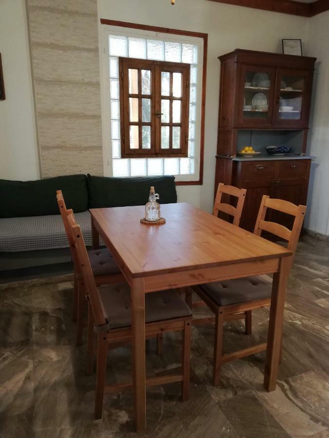 Alice House Apartment Porto Heli Bagian luar foto